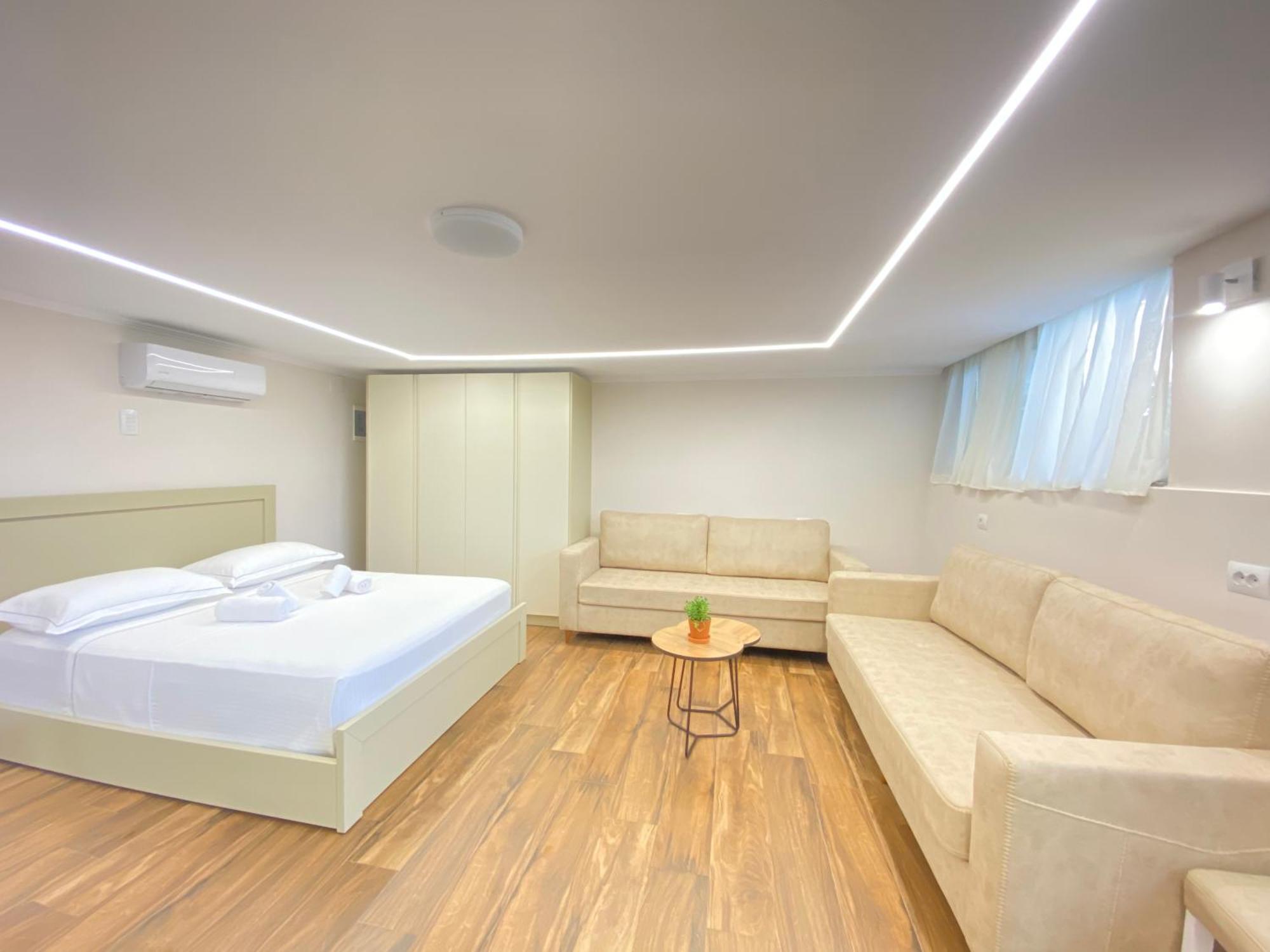 Flors Apartments Durres Ngoại thất bức ảnh