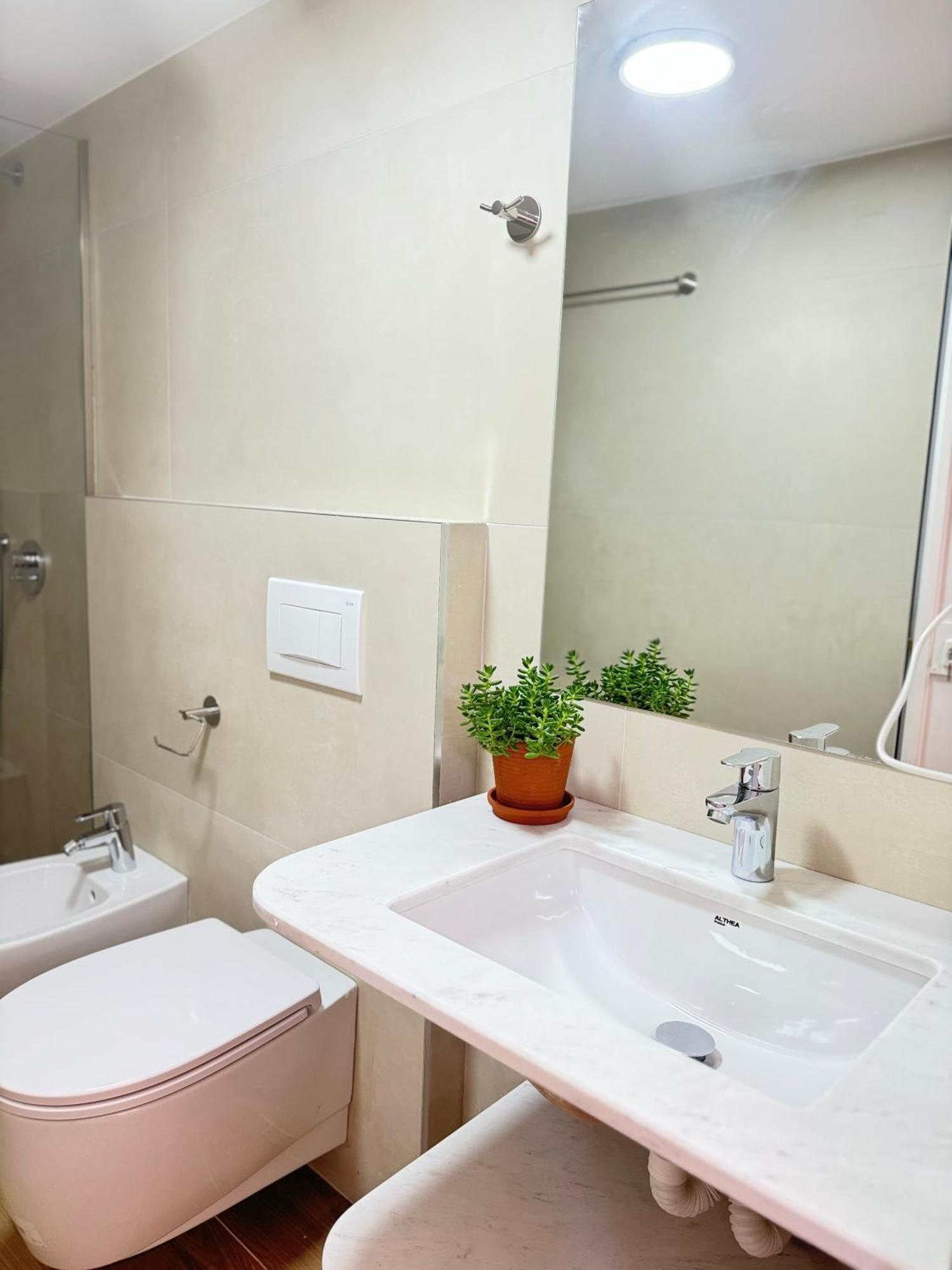 Flors Apartments Durres Ngoại thất bức ảnh